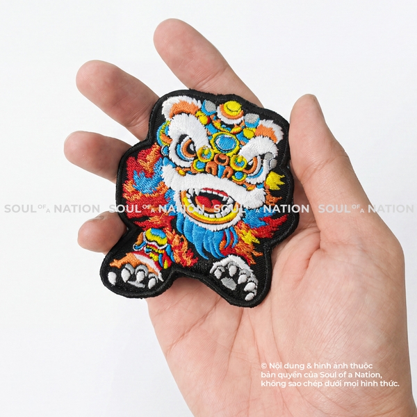 Patch thêu hình ôm viền Con Lân theo yêu cầu