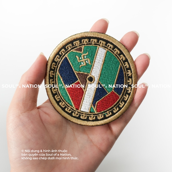 Patch thêu hình tròn Chữ Vạn theo yêu cầu