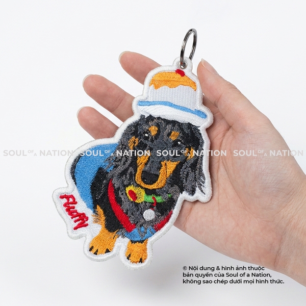 Móc khoá thêu hình ôm viền Pet Chó Fluffy theo yêu cầu