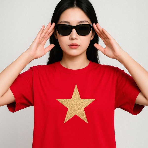 Áo Thun - Cờ Đỏ Sao Vàng Kim Tuyến