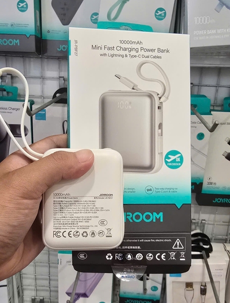 Những tiêu chuẩn bắt buộc phải có trên pin sạc dự phòng để đảm bảo an toàn  khi mang lên máy bay