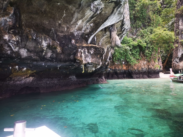 Khám phá tuyến đảo Phi Phi bằng Cano cao cấp 1 ngày_Optional Tour