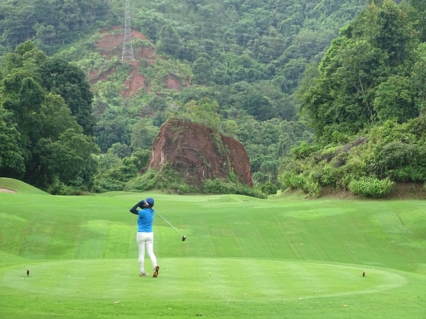 Red Mountain Golf & Pullman Phuket Arcadia Karon Beach_5 sao 4 Ngày 3 Đêm