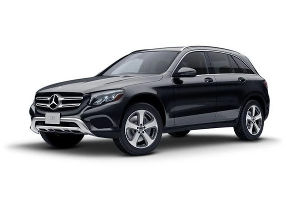 ac-quy-xe-mercedes-glc-250-lap-binh-varta-co-tot-khong
