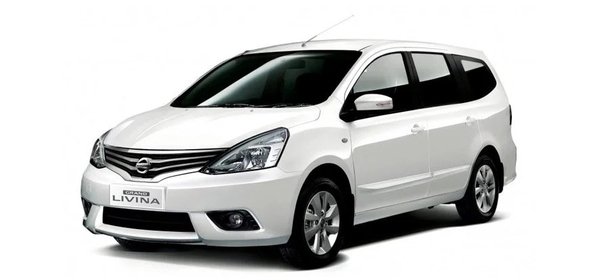 ac-quy-xe-nissan-grand-livina-lap-binh-varta-co-tot-khong