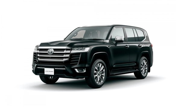 ac-quy-xe-toyota-land-cruiser-lap-binh-varta-co-tot-khong