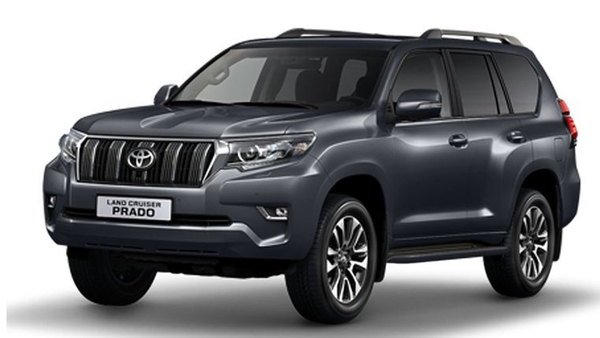 ac-quy-xe-toyota-prado-lap-binh-varta-co-tot-khong