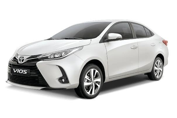 ac-quy-xe-toyota-vios-lap-binh-varta-co-tot-khong