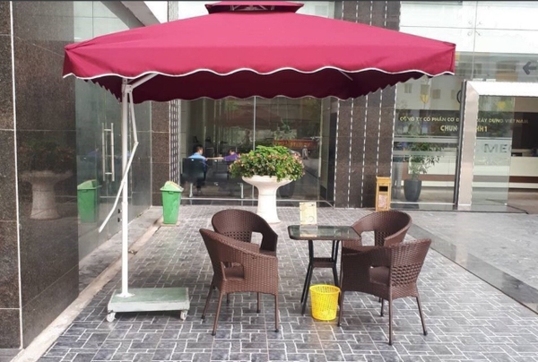 Điểm khác nhau của dù lệch tâm tròn và dù lệch tâm vuông