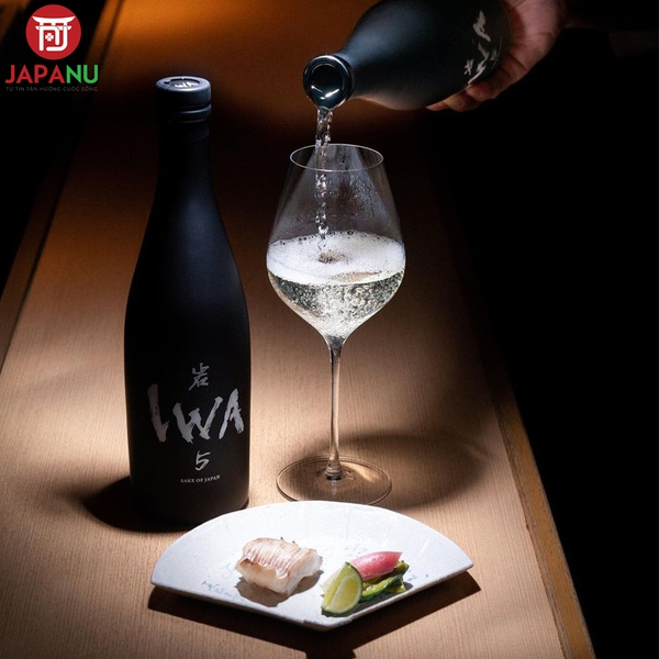 Cách Thưởng Thức Rượu Sake Iwa5 Assemblage 3 Ngon 