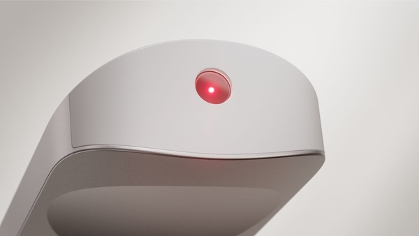 Logitech Spotlight 2 màu Cát 910-007677 – bút trình chiếu giá đại lý