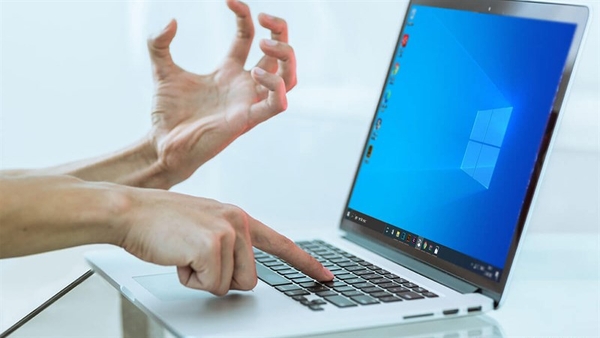 laptop bị treo