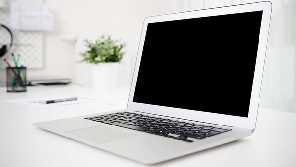 laptop không lên màn hình