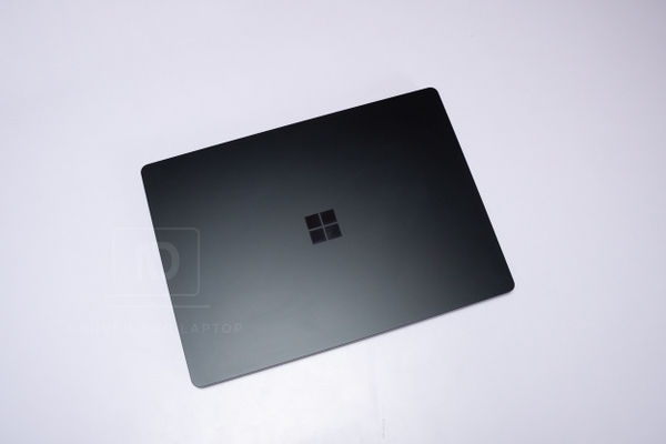 Surface Laptop 2☘️i5第8世代☘️SSD256G☘️メモリ8GB 【公式通販】