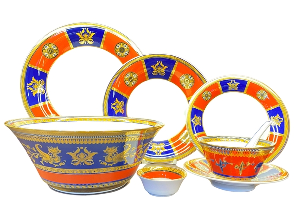 bba-6-nguoi-30-sp-tulip-trong-dong