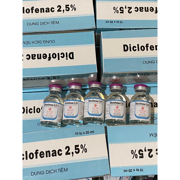 diclofenac-2-5-20-ml-vat-nuoi-sot-cao-bo-an-viem-nhiem-ha-sot-tren-cho-meo-heo-t