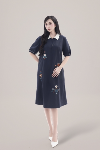 SWANLAKE | Váy Đầm Nữ Suông Vải Cotton Thêu Hoa Cổ Sơ Mi Tay Ngắn Phồng Công Sở Thanh Lịch D13077LW01