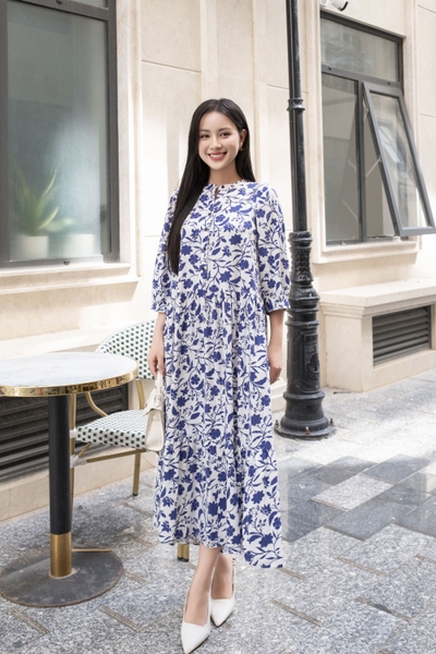 SWANLAKE | Váy Đầm Maxi Hoa Nhí Phom Dài Xòe 2 Tầng Vải Xô Bông/Linen Lụa Tay Lỡ Cổ Trụ - D10887