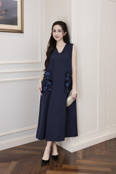 Váy Đầm Nữ Maxi Suông Sát Nách Cổ Tim Lụa Dày Đính Hoa 3D Sang Trọng Đi Tiệc - D12880LW01