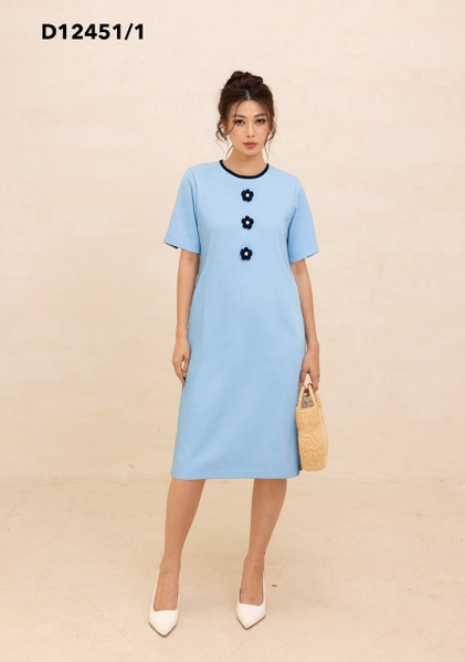 Váy Đầm Midi Suông Vải Linen Tay Ngắn Cổ Tròn Viền Đính Hoa 3D Có Túi Công Sở D12451LW01