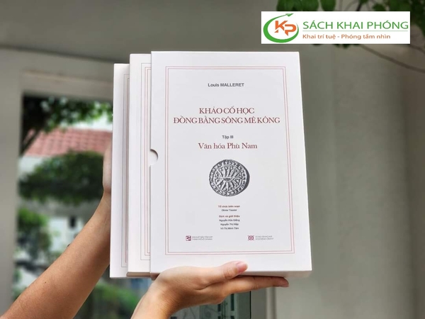 Sách Khảo Cổ Học Đồng Bằng Sông Mê Kông - Tập III - Văn Hóa Phù Nam - (Bộ Hộp 2 Quyển)