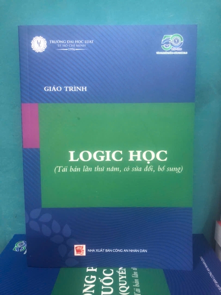 Giáo trình logic học - Đại học Luật TP. HCM