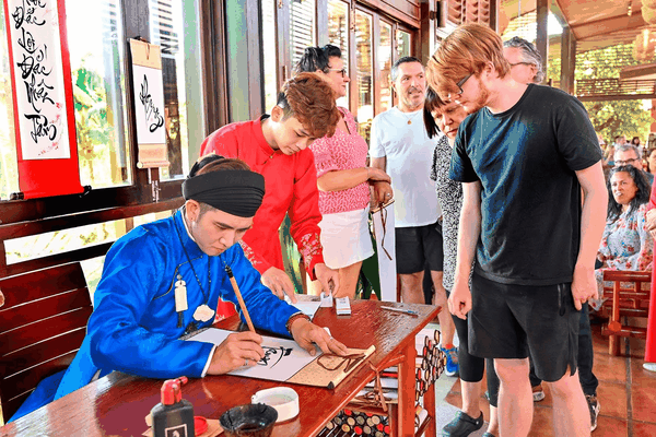 Thú vị với hoạt động thưởng trà Shan Tuyết cổ thụ, tư vấn niên vận năm mới tại Pandanus