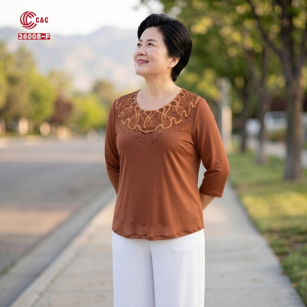 26008 - Áo Cổ Tròn Thêu Gợn Sóng Đính Đá Thủy Tinh