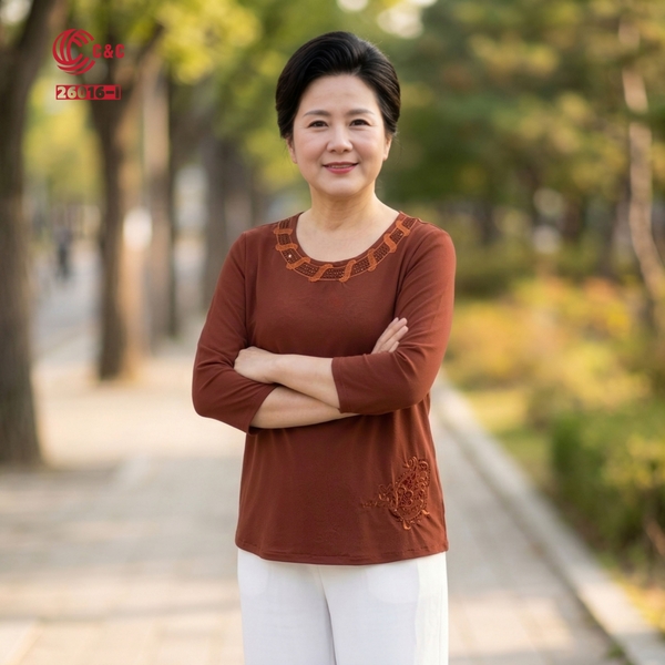 26016 - Áo Kiểu Tay Lỡ Thêu Vòng Cổ Đính Đá Pha Lê Thanh Lịch