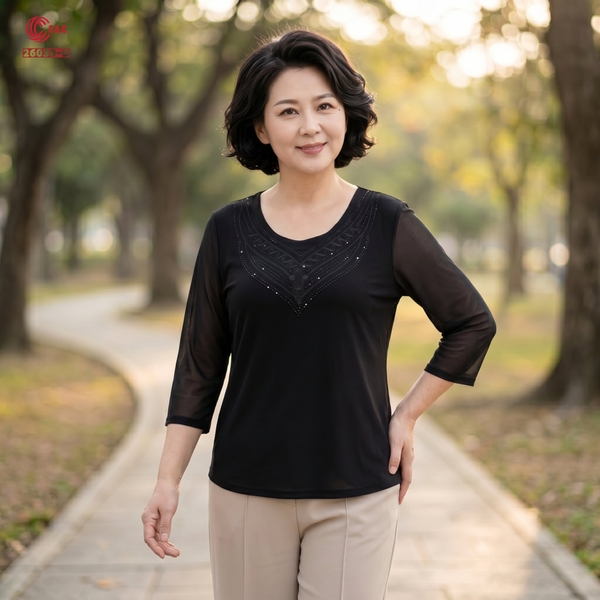 26030 - Áo Cổ Tròn Tay Lỡ Thêu Họa Tiết Hoa Văn Phối Đá Thủy Tinh
