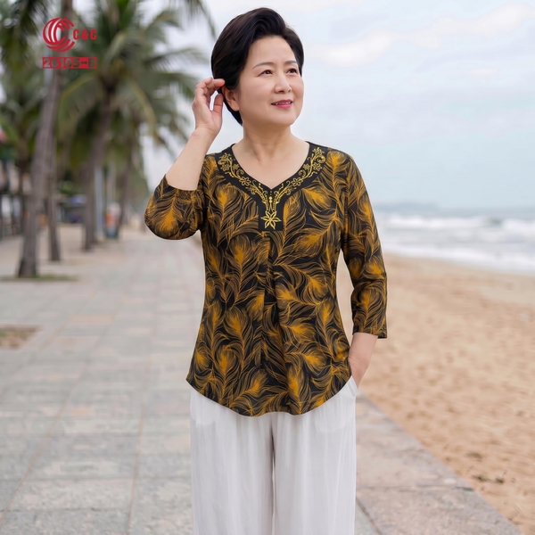 26105 - Áo Cổ Tim Phối Thêu Đính Đá Tay Lỡ Thân Xếp Ly