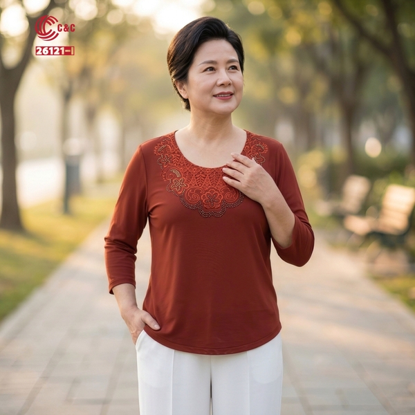 26121 - Áo Tay Lỡ Cổ Ren Thêu Hoa Cúc Đính Đá