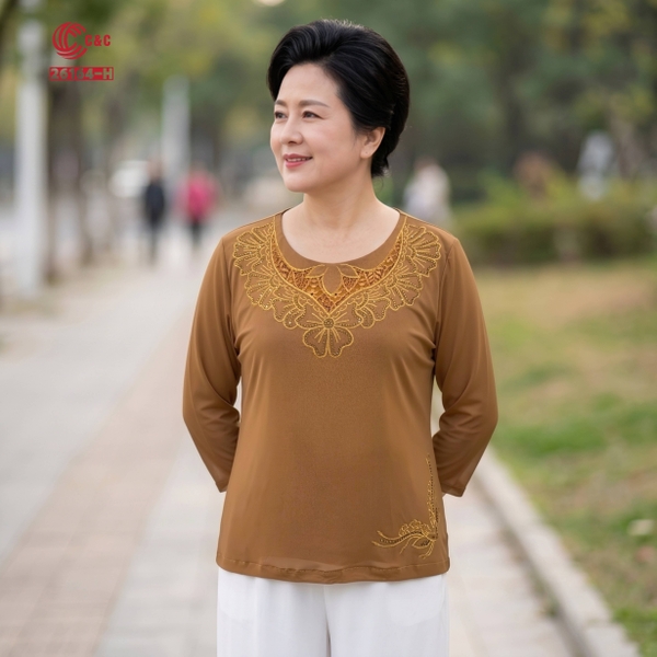 26164 - Áo Kiểu Tay Lỡ Cổ Tròn Thêu Hoa Vũ Điệu Hoàng Kim