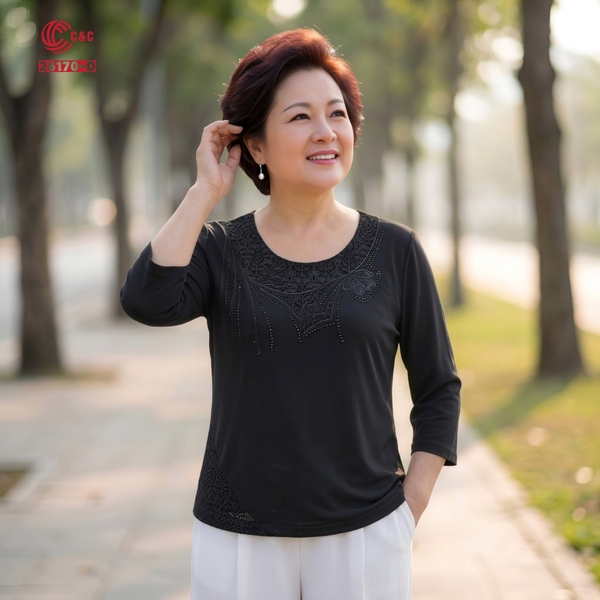 26170 - Áo Tay Lỡ Cổ Ren Thêu Hoa Đính Đá