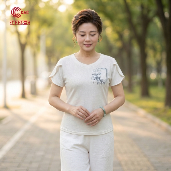 26225 - Áo Tay Cánh Hoa Thêu Hoa Phối Đá Trang Nhã
