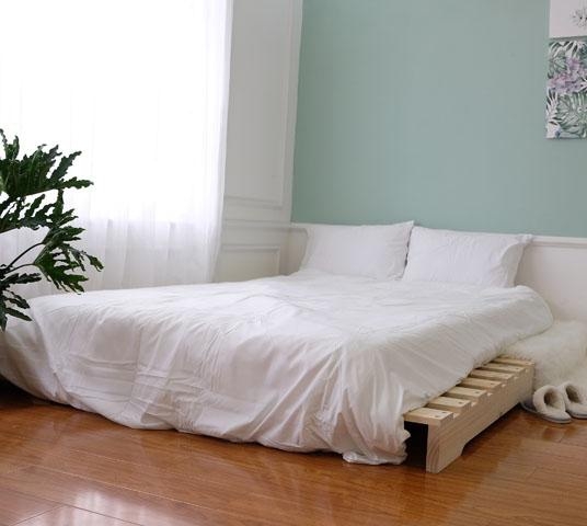 Giường gỗ sồi tự nhiên