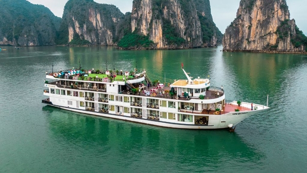 Du thuyền Verdure Lotus Grandeur