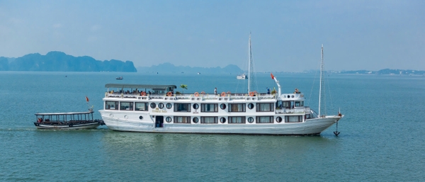 Du thuyền Oriental Sails Hạ Long 3 sao