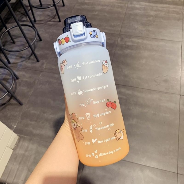 Bình nhắc nhở uống nước có ống hút, vạch chia màu | Dung tích 2000ml
