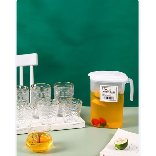 Bình nước 1,5L 2L THE GARDEN nhựa có nắp