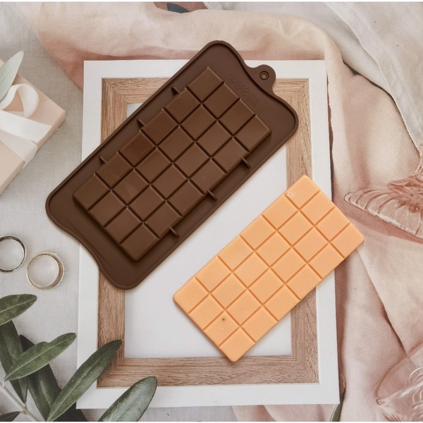 Khuôn làm Chocolate Bark bằng Silicon