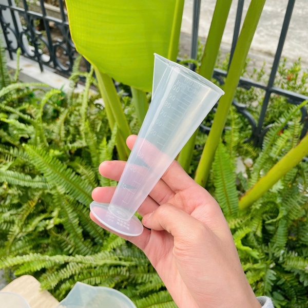 Ca đong định lượng | Phễu đong nhựa 100ml