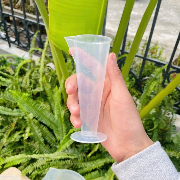 Ca đong định lượng | Phễu đong nhựa 100ml