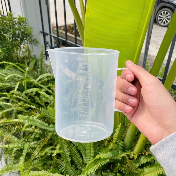 Ca đong nhựa | Dung tích 1000ml