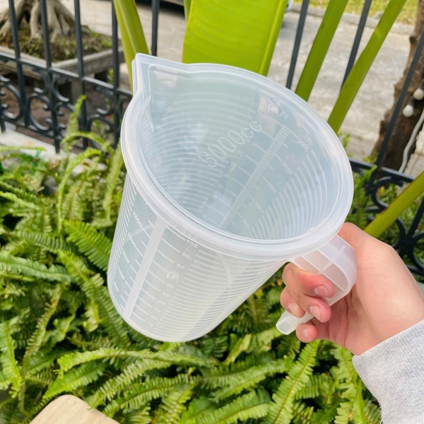 Ca đong nhựa | Dung tích 3000ml | Có nắp