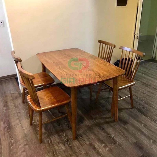 Bộ Bàn Ăn Gỗ Lunar 4 Ghế Song Tiện Pinnstol - BBG 32