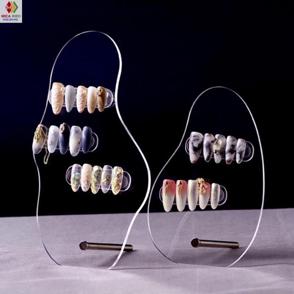 Khung mica trưng bày móng tay Nail - bảng mica trưng bày móng tay giả cute