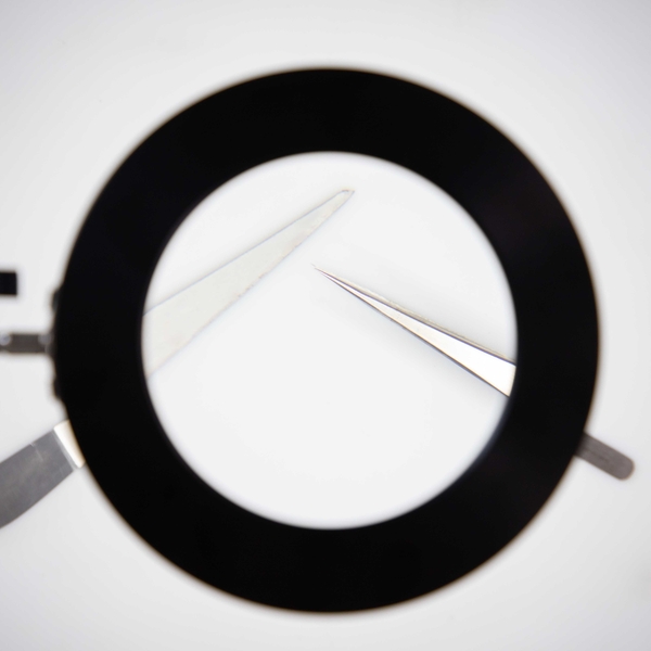 KÍNH LÚP DÂY GẤP CÓ ĐÈN 10X