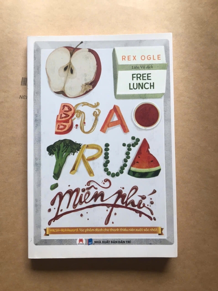 Bữa Trưa Miễn Phí