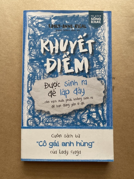 Khuyết Điểm Được Sinh Ra Để Lấp Đầy